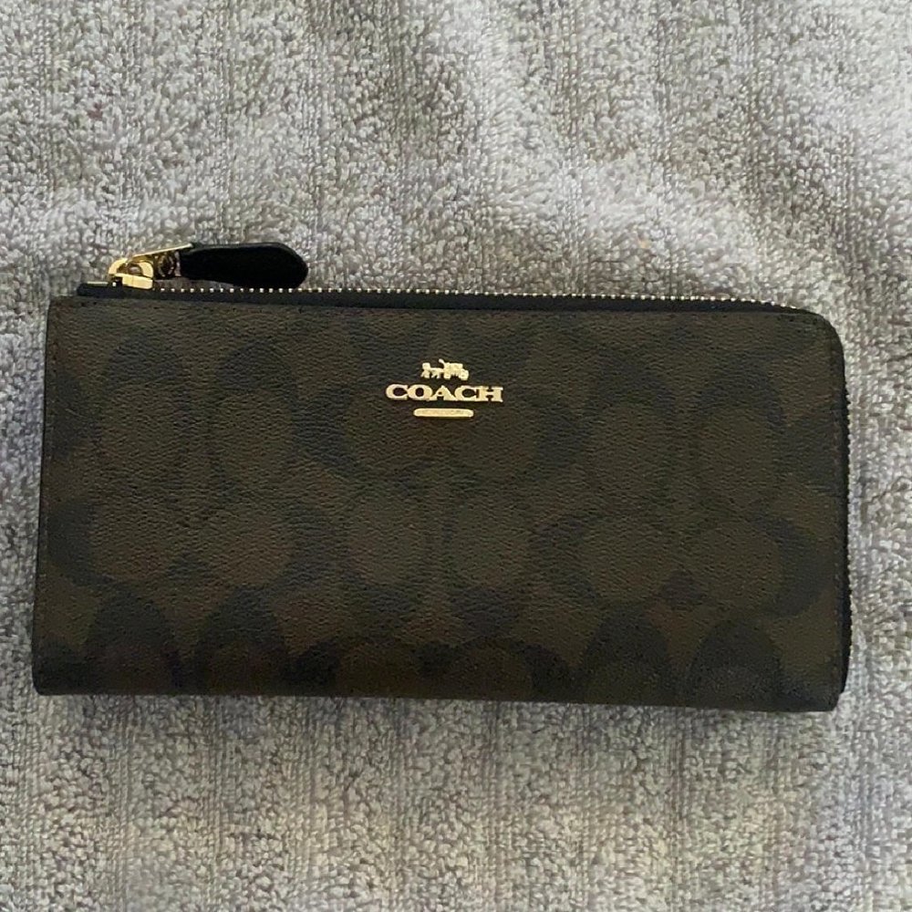 Coach Accordion Zip Wallet, Signature Brown Canvas